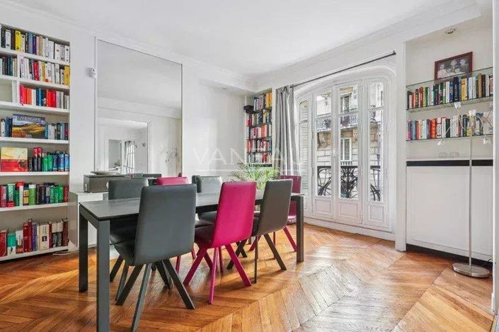 Image No.4-Appartement de 4 chambres à vendre à Paris