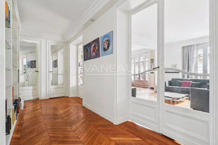 Image No.5-Appartement de 4 chambres à vendre à Paris