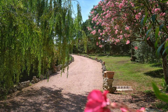 Image No.16-3 Bed House for sale