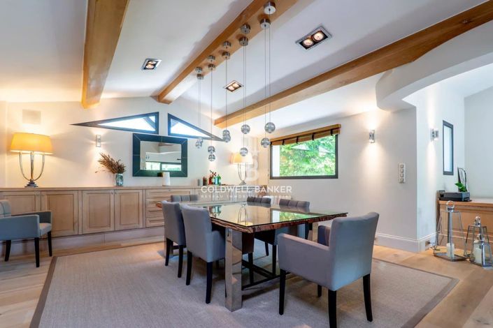 Image No.7-5 Bed House for sale