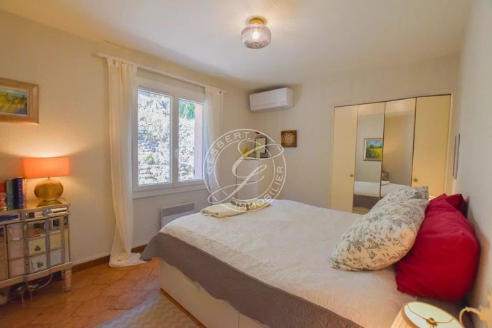 Image No.17-4 Bed House for sale