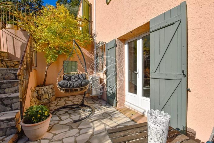 Image No.24-4 Bed House for sale