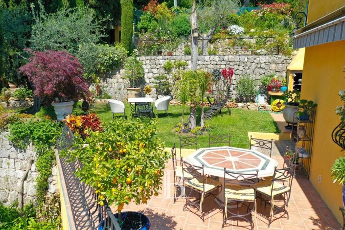 Image No.15-6 Bed House for sale