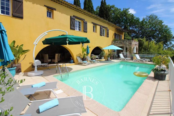 Image No.23-6 Bed House for sale