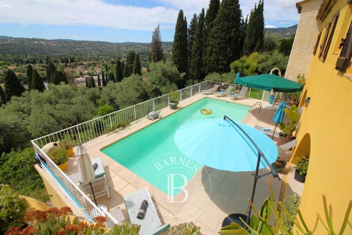 Image No.7-6 Bed House for sale