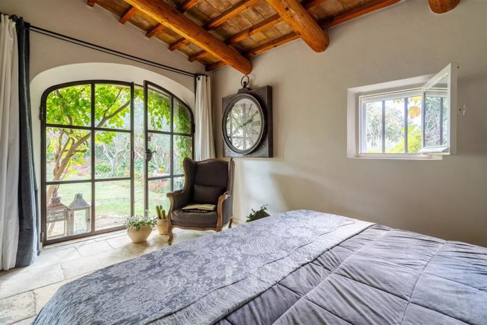 Image No.10-4 Bed House for sale