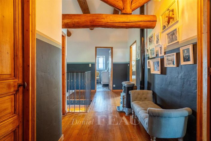 Image No.6-4 Bed House for sale