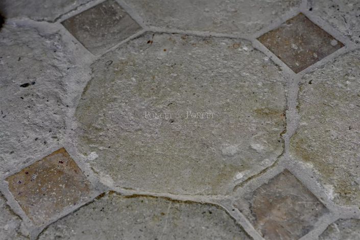 Image No.15-5 Bed House for sale