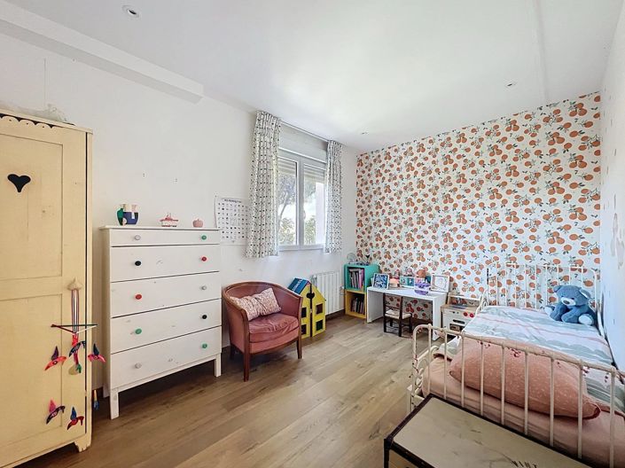 Image No.16-3 Bed House for sale