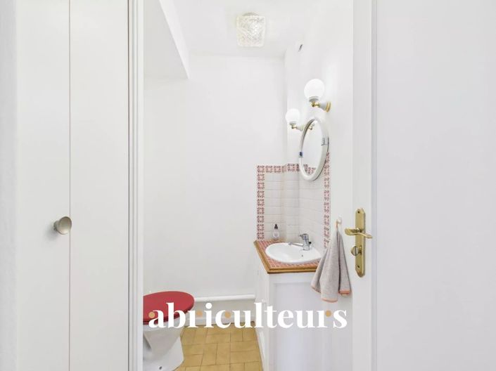 Image No.9-4 Bed House for sale