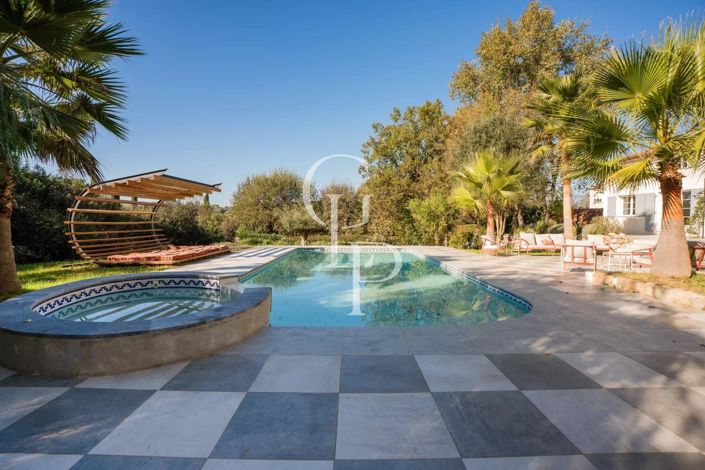 Image No.26-8 Bed House for sale