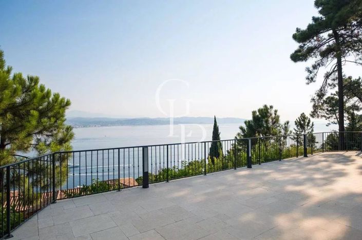 Image No.14-6 Bed House for sale