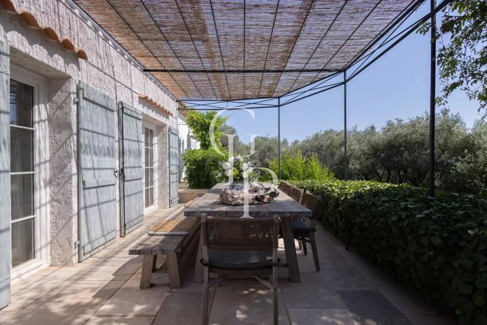 Image No.16-5 Bed House for sale