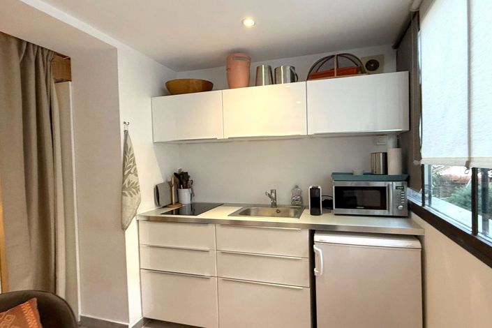 Image No.17-2 Bed House for sale