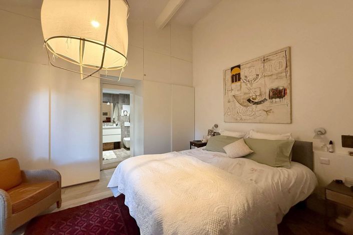 Image No.8-2 Bed House for sale