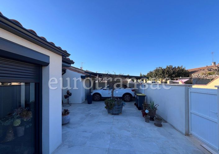 Image No.15-3 Bed House for sale