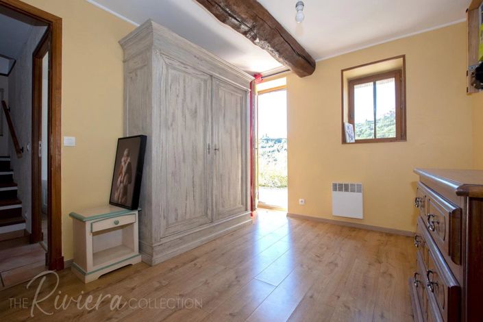 Image No.20-3 Bed House for sale