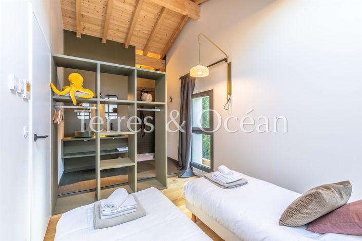 Image No.14-4 Bed House for sale