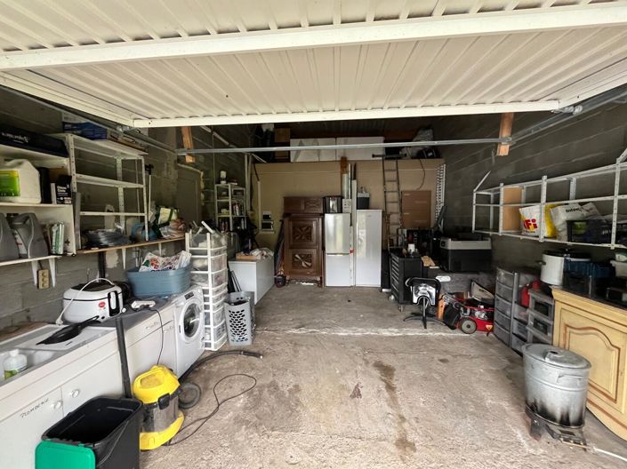 Image No.18-3 Bed House for sale