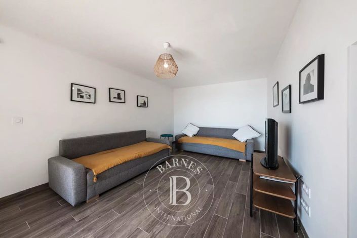 Image No.6-Appartement de 1 chambre à vendre à Brando