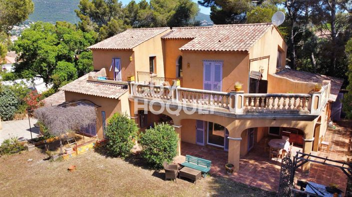 Image No.1-3 Bed House for sale