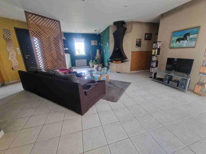 Image No.13-3 Bed House for sale