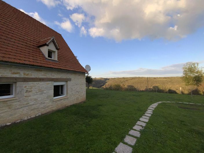 Image No.8-3 Bed House for sale