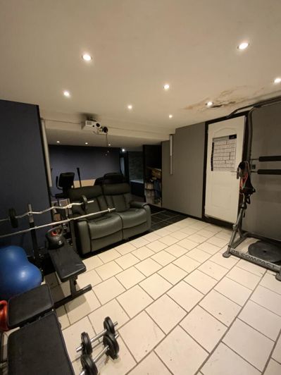 Image No.11-11 Bed House for sale