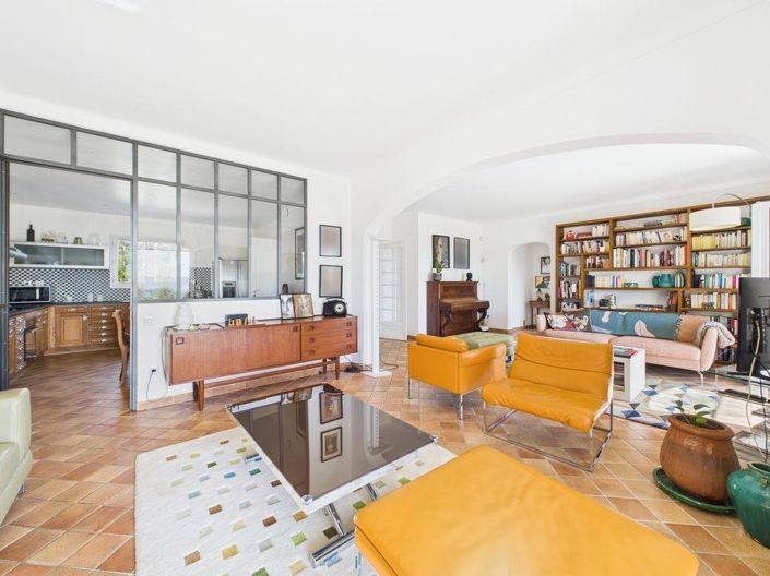 Image No.4-4 Bed House for sale