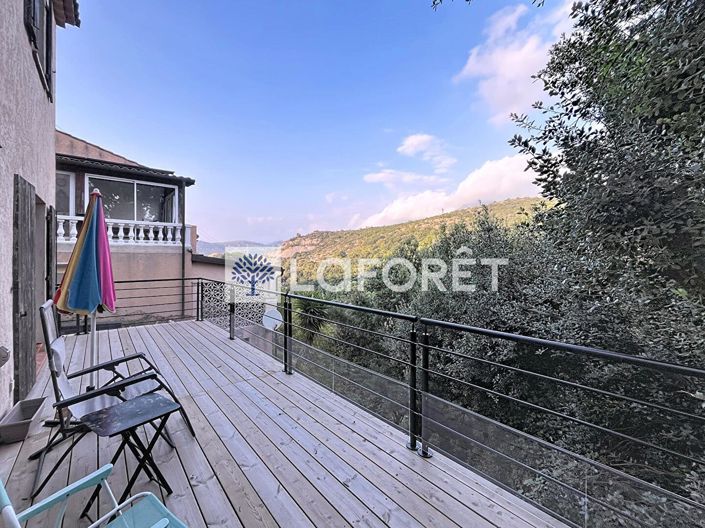 Image No.8-2 Bed House for sale