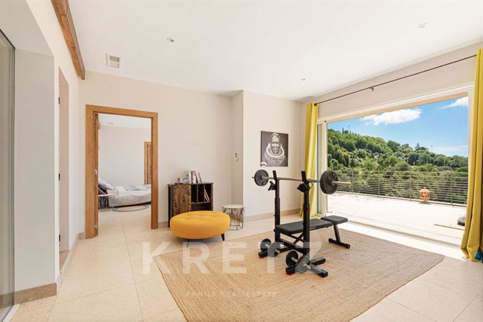 Image No.12-5 Bed House for sale