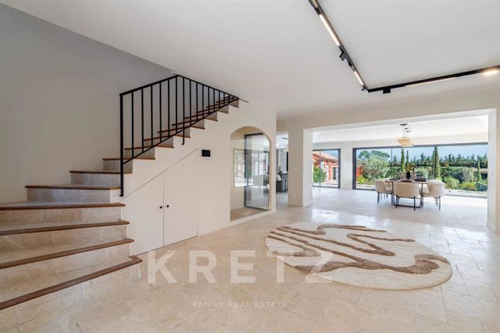 Image No.2-Maison de 6 chambres à vendre à Valbonne