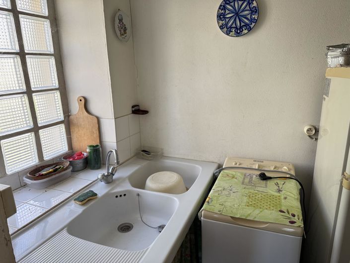 Image No.12-1 Bed House for sale