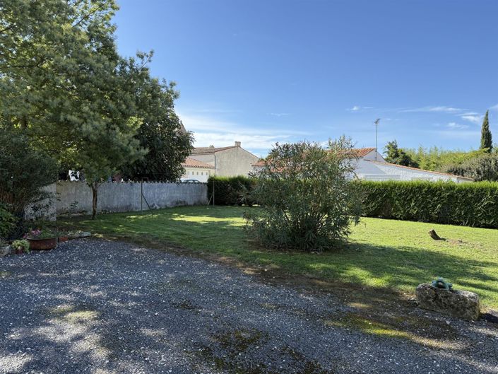 Image No.20-1 Bed House for sale