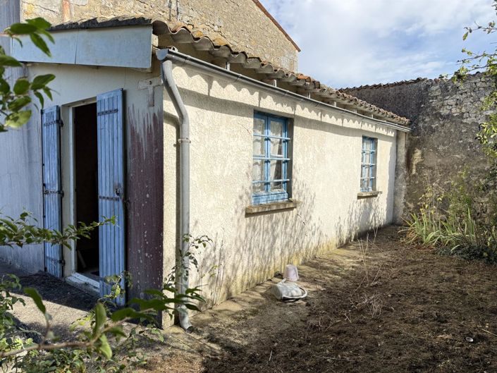 Image No.23-1 Bed House for sale