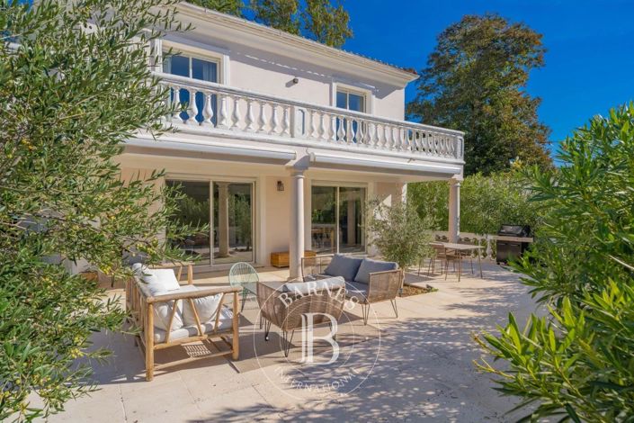 Image No.14-5 Bed House for sale