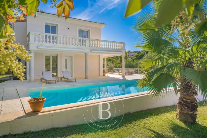 Image No.16-5 Bed House for sale