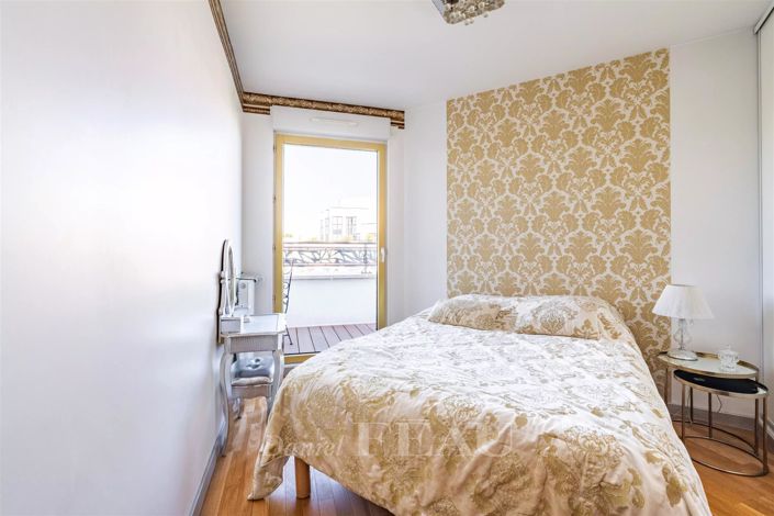 Image No.19-4 Bed Apartment for sale