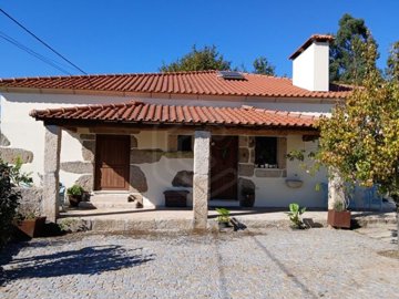1 - Baião, Maison