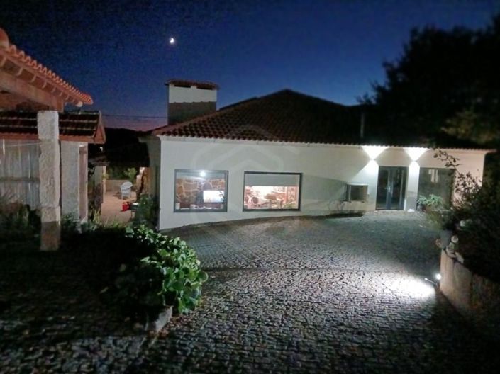 Image No.26-3 Bed House for sale