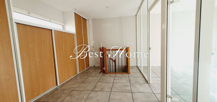 Image No.13-2 Bed House for sale