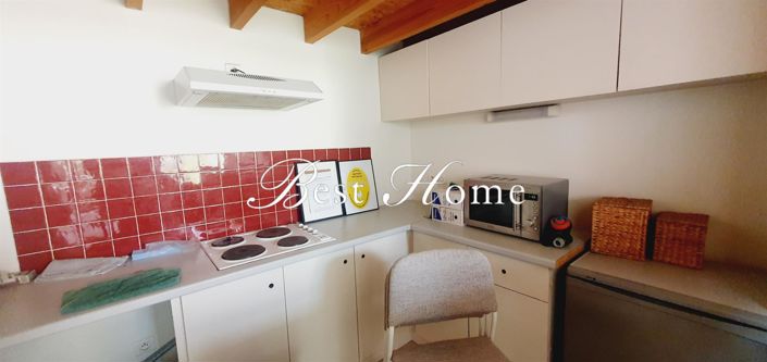 Image No.8-2 Bed House for sale