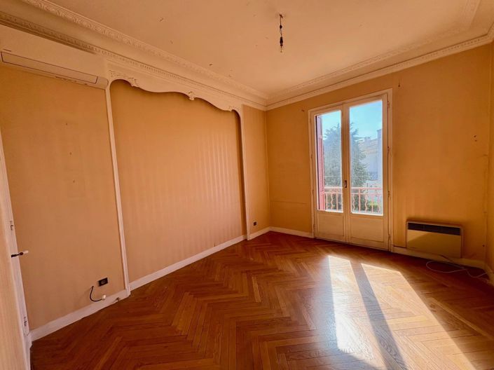 Image No.12-House for sale