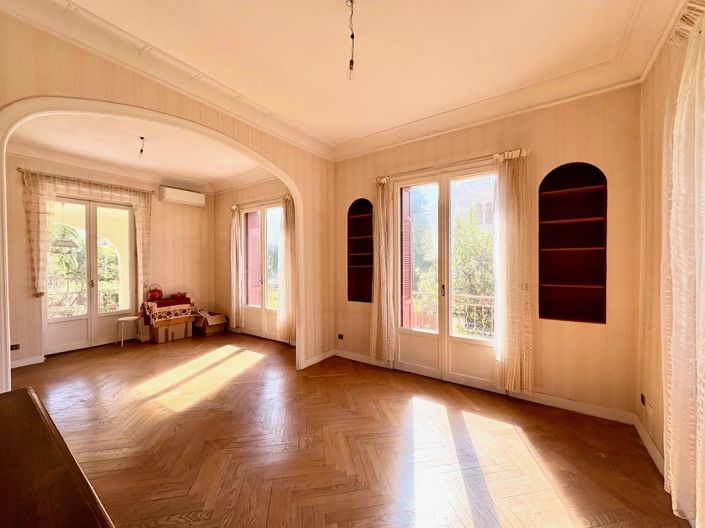 Image No.14-House for sale