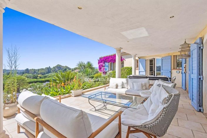 Image No.21-5 Bed House for sale