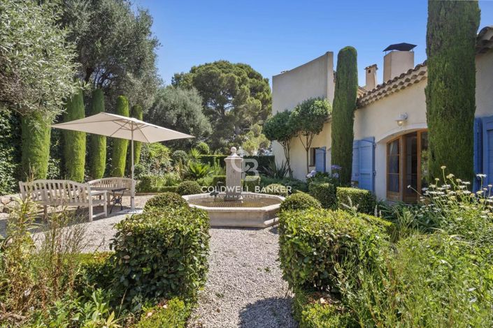 Image No.5-5 Bed House for sale