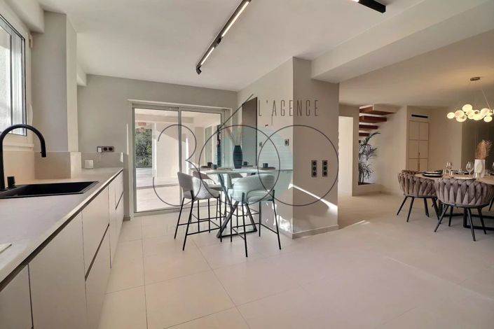 Image No.13-5 Bed House for sale