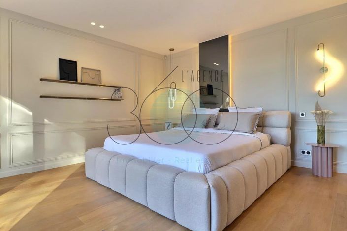 Image No.17-5 Bed House for sale