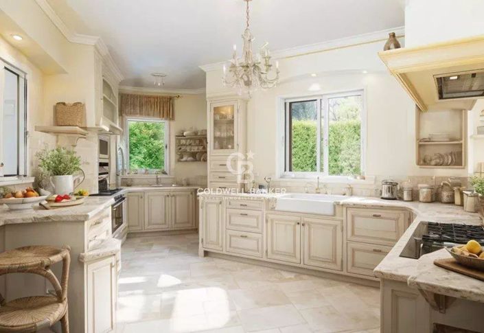 Image No.9-5 Bed House for sale