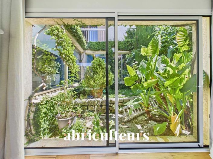 Image No.11-5 Bed House for sale